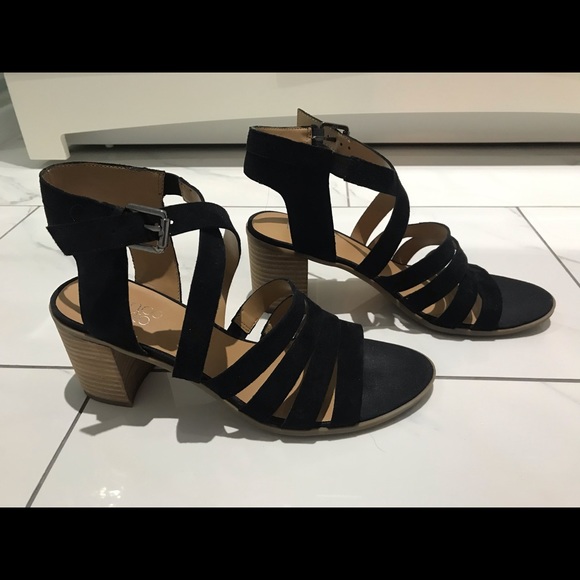 Franco Sarto Hamlet Strappy Sandal - Picture 4 of 9